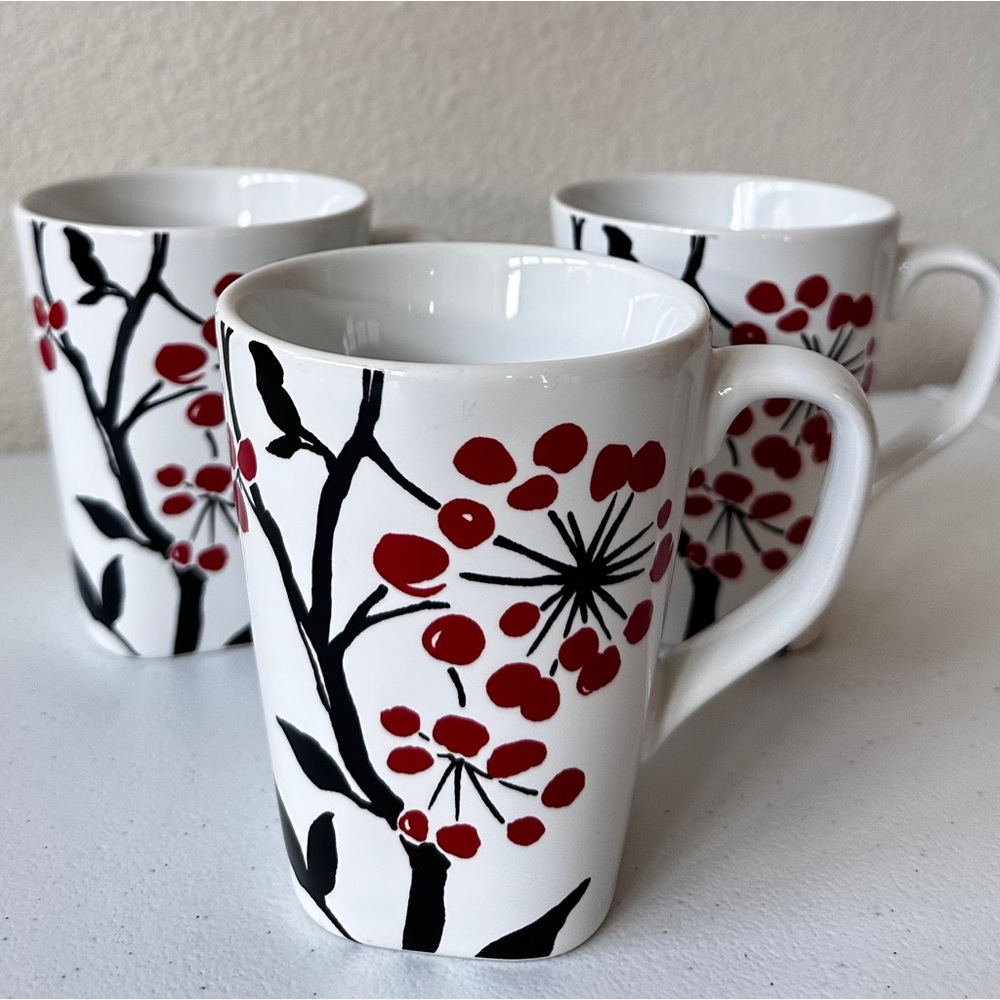 Coventry® Porcelain MAKAYLA  3  MUG CUP SET
SQUARE RED BLOSSOMS BLACK 4 1/2 INCH